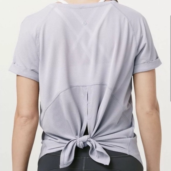 Lululemon Open Up Tie Back Tee - Picture 3 of 13